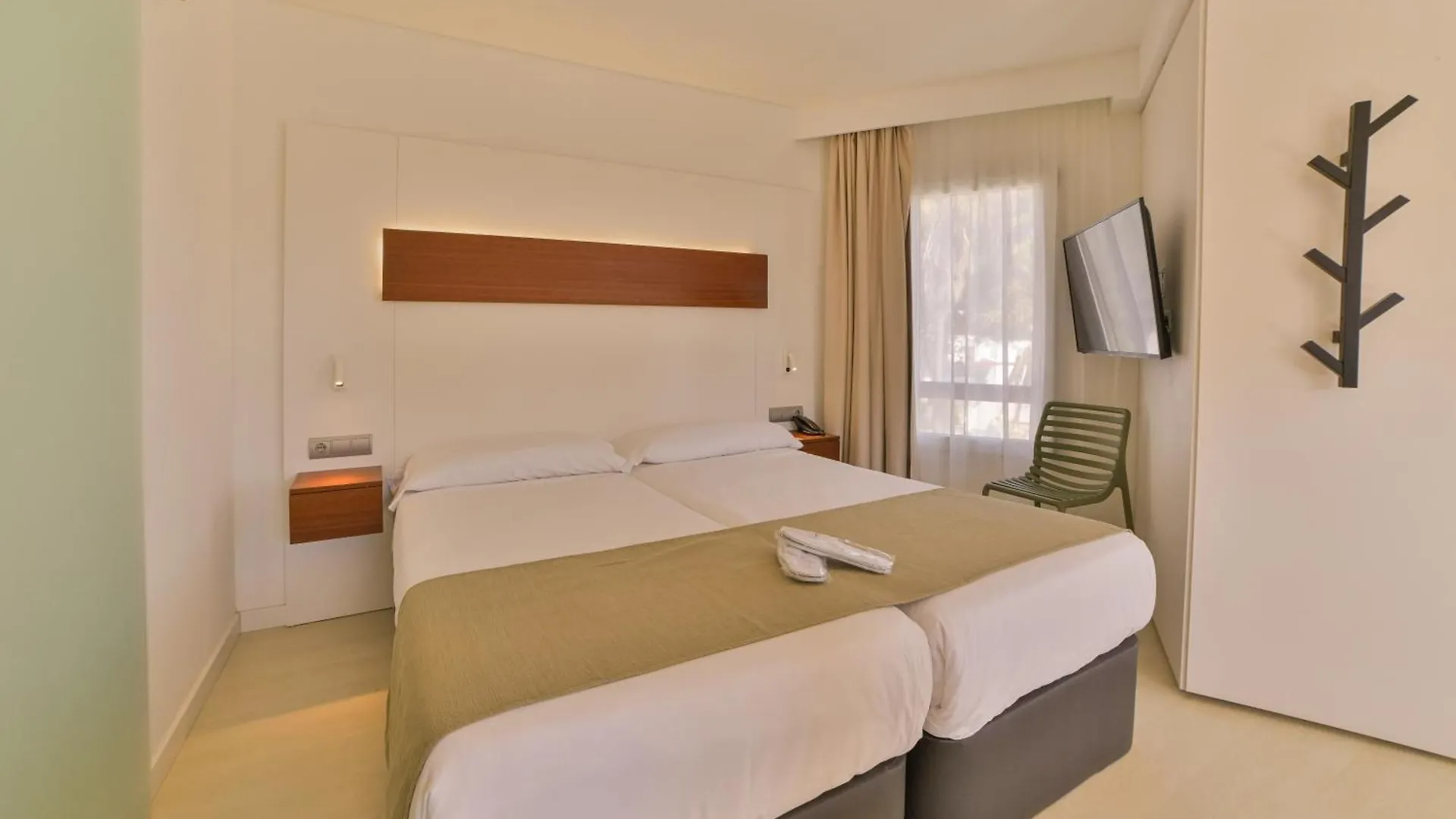 Apart-hotel Apartamentos Azul Playa Cala d'Or